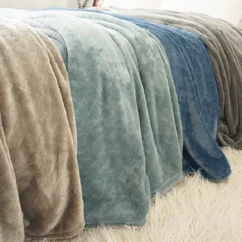 

183x230cm Soft comfortable Flannel Premium for Bed and sofa grid blankets Fashionable style High quality throw
