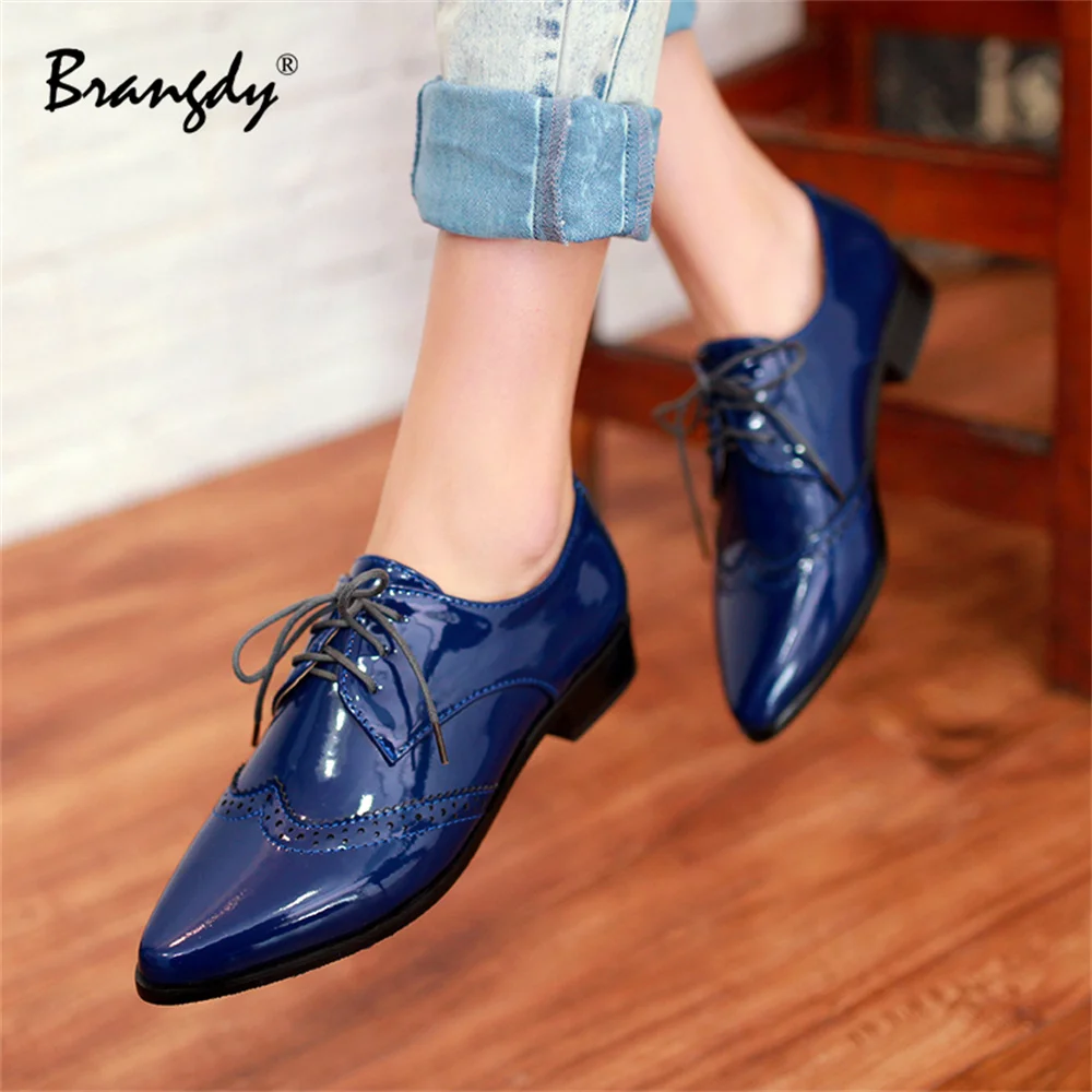 Brangdy Fashion Women Oxford Shoes Patent Leather Spring Autumn Women Brogue Shoes Pointed Toe Women Flats Lace Up Size34-43