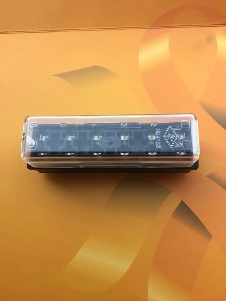

HG-4735-S6D 6-Way Fuse Box 4-Way 5-Way 6 Road 8 Road 10 Road 12-Way Fuse Box Car Insurance