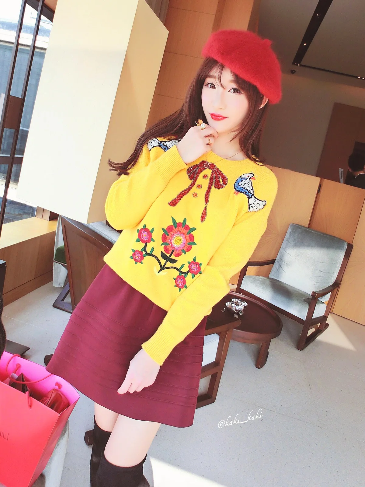 Women Embroidery Yellow Sweater Bird Floral Embroidered Beading Bowknot O-neck Pullovers High Quality Autumn Winter Knit Sweater