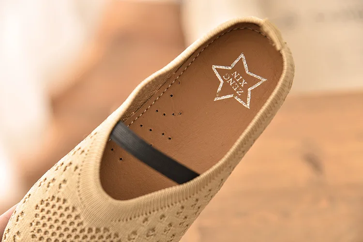 12914394064_71657445