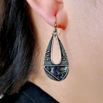 

Fashion Bohemia Hollow Out Water Drop Earrings for Women Vintage Triangle Resin Stone Statement Dangle Earrings Jewelry