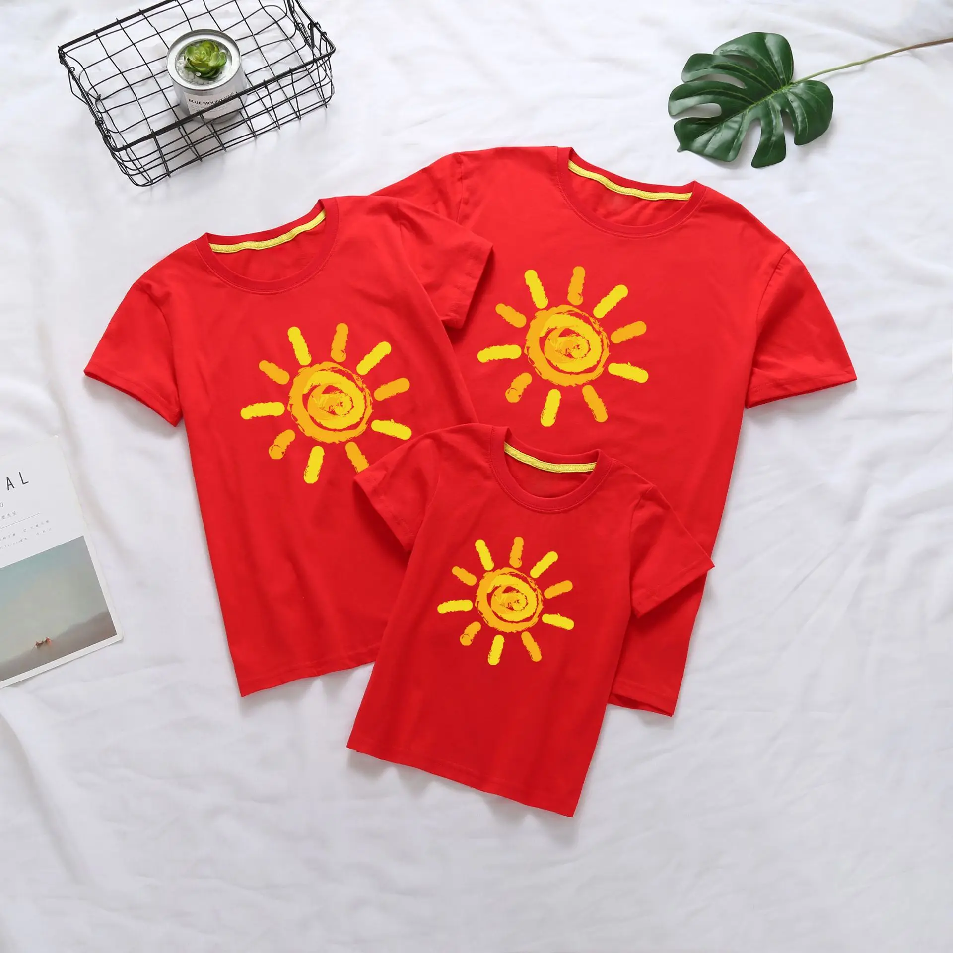 

Sun Pattern Parent-child Matching Outfit Summer Wear Casual Sports Cotton Family Pack the Whole Family Mother And Child Mother &