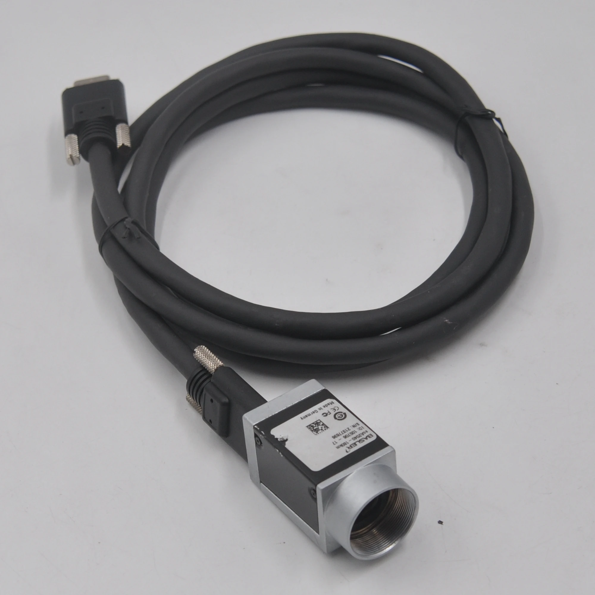 

Germany Burroughs BASLER high-speed industrial camera acA2040-180Km with cable