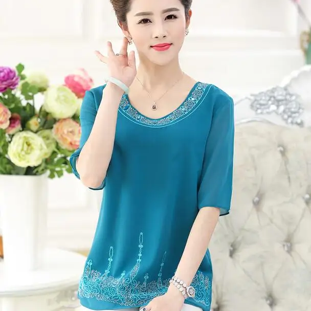 Summer Middle Age Women'S Chiffon Short Sleeved T-Shirt Plus Large Size Mother Embroidery Tops Lady Clothing Pullovers DW136