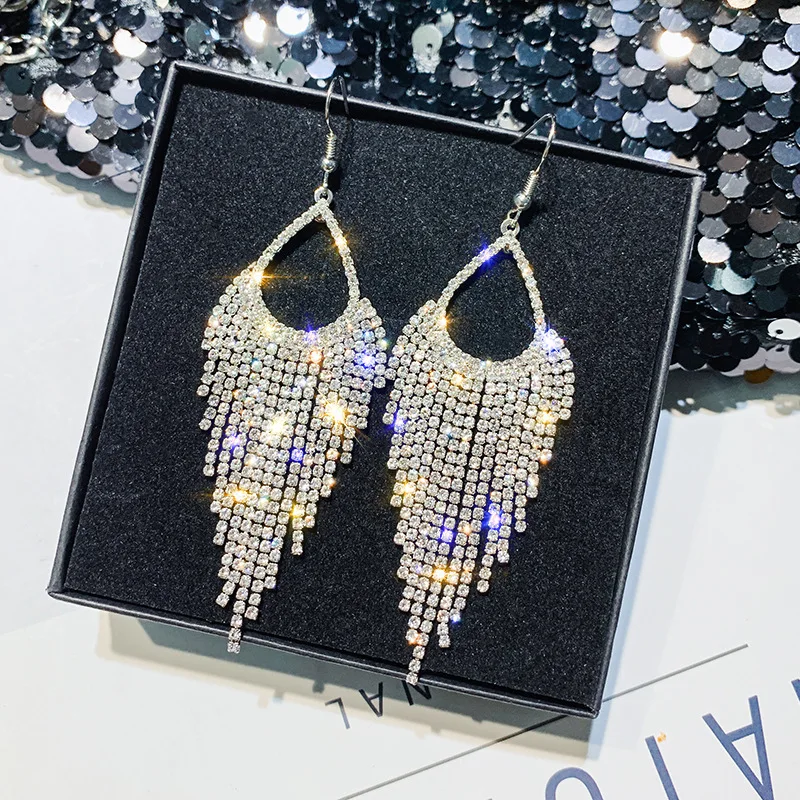 

Classical Large Drop Earrings Bride Teardrop Shape Crystal Earrings for Women Rhinestone Dangle Wedding Earring Jewelry