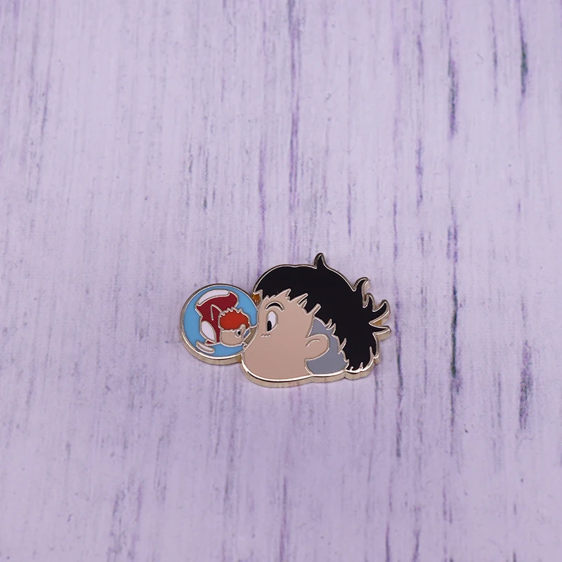 Эмалированная штифта Поньо Kiss Sosuke японский Хаяо Миядзаки брошка мультфильм