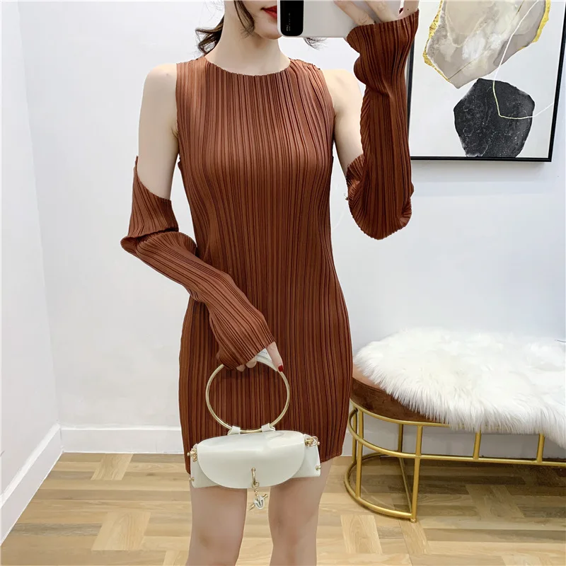 Miyake модное короткое однотонное платье с короткими рукавами и круглым вырезом