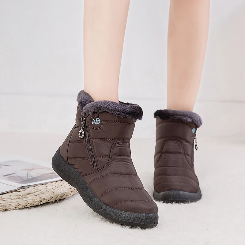 Online YIKUYUBO 2019 botas de Invierno para mujer botas de tobillo para mujer zapatos cálidos de felpa corta plantilla mujer invierno plano con cremallera nieve botas