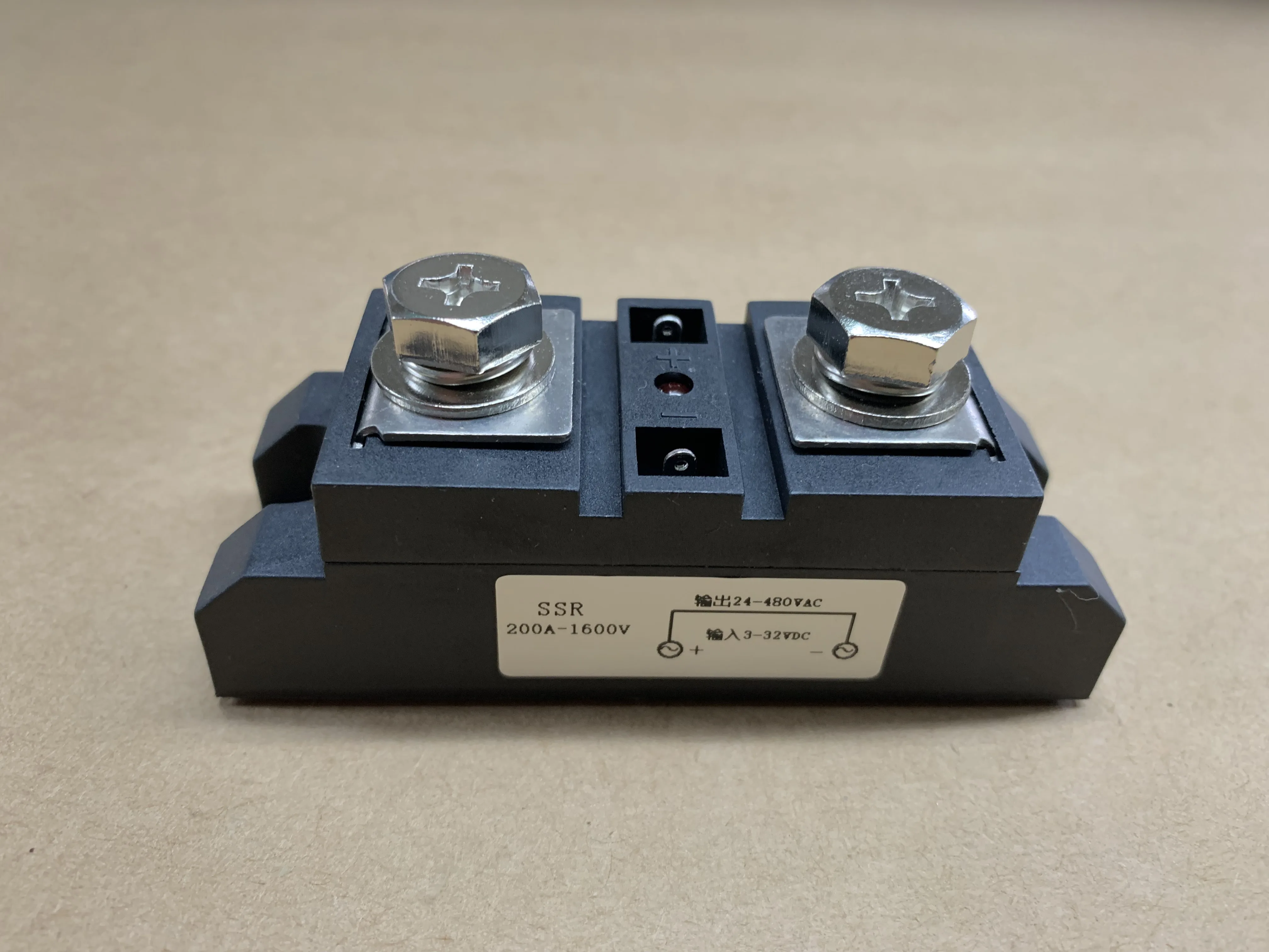 Твердые SSR200A SSR200A-16 SSR200A1600V