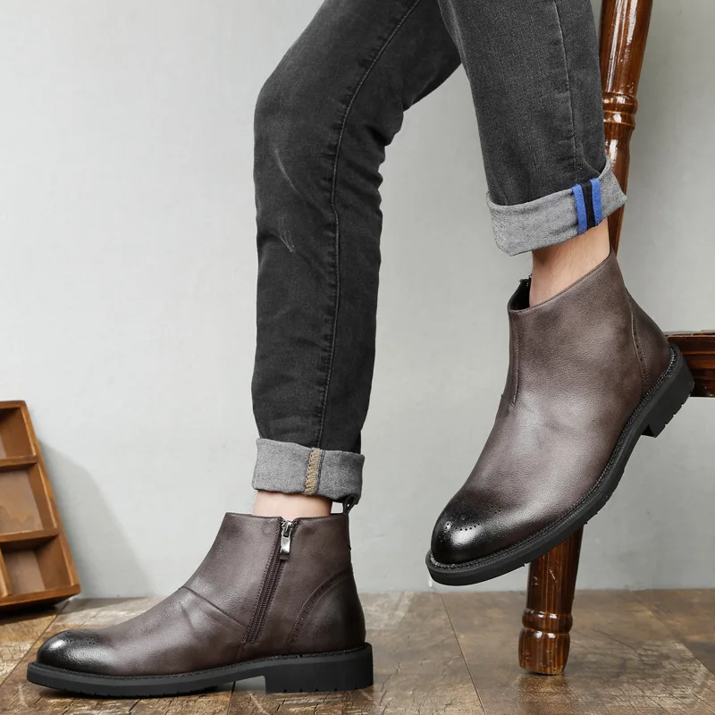 

2019 Summer Zipper Hight-top New Style Side Men Foot Covering Ankle Boots Bullock Solid Color Hair Stylist New Style