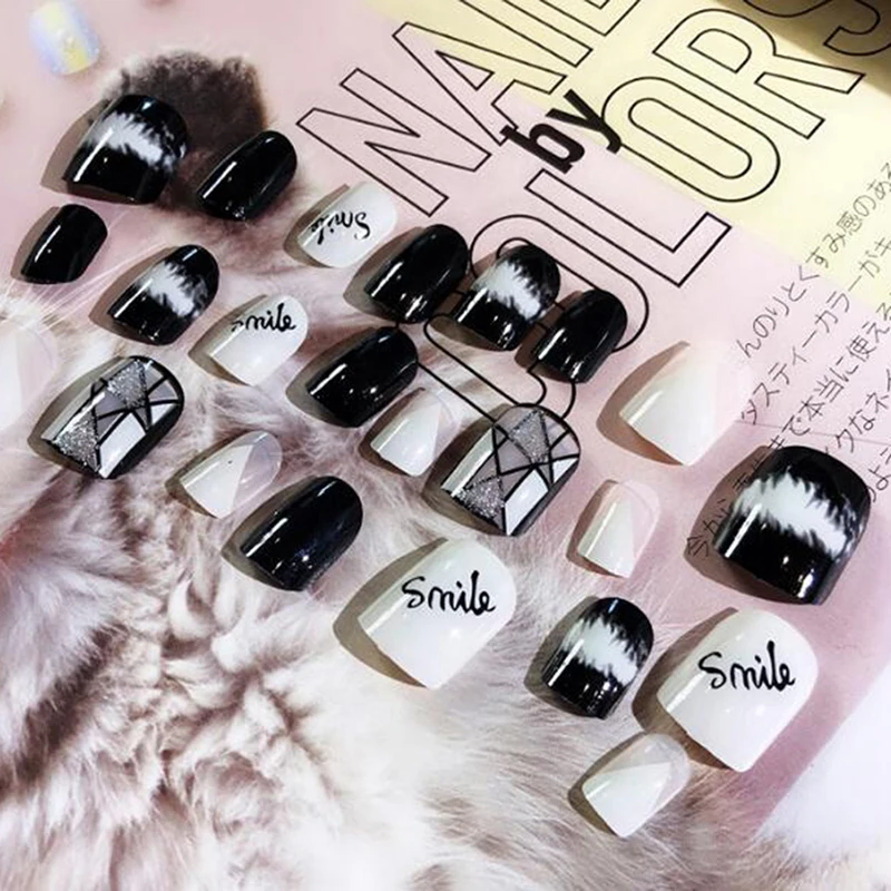 24 шт./компл. черный и белый модный дизайн ногтей Короткие Поддельные ногти гель