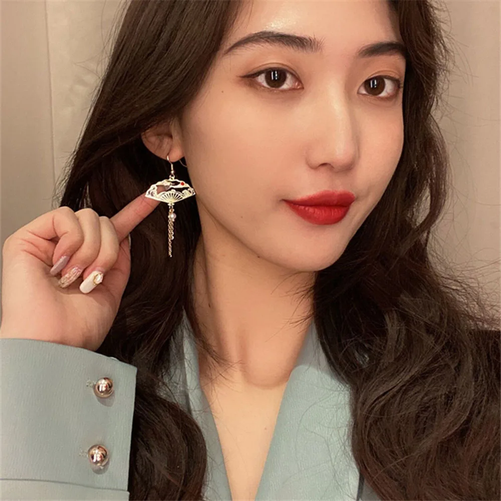 Chinese Elements Hollow Fan Chain Tassel Pearl Pendant Lotus Leaf Cherry Blossoms Cloud Long Drop Earrings for Women Brincos