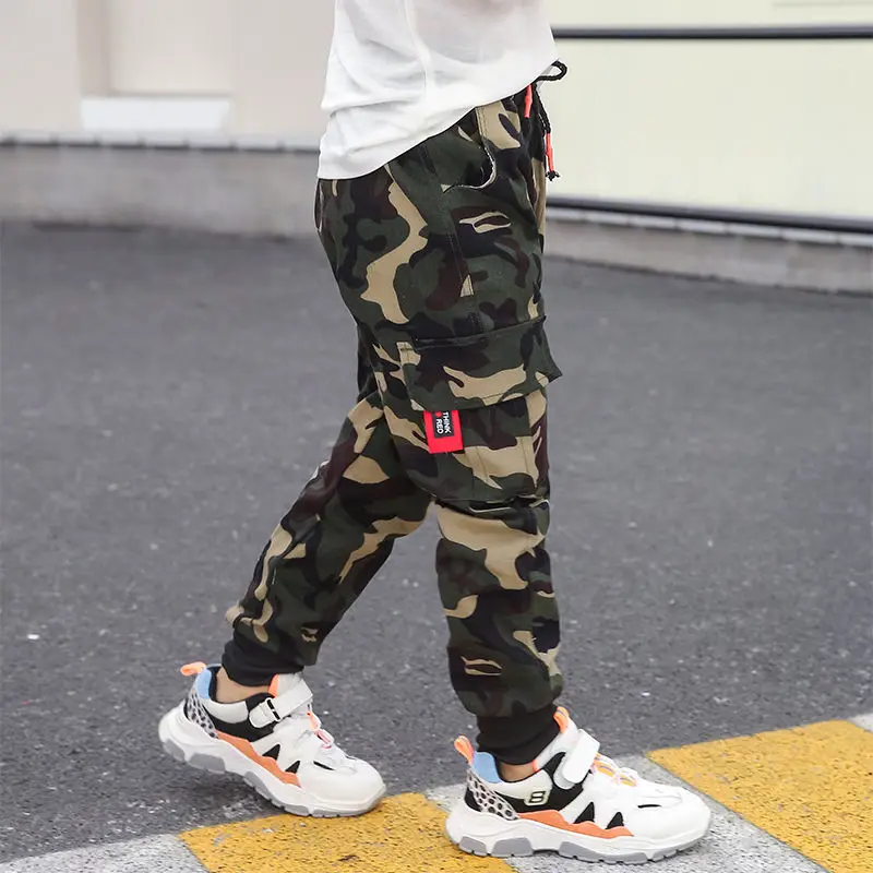 Online Marke Neue Baumwolle Camouflage Hosen Jungen Militär Kinder frauen Casual Outdoor Hose für Kinder Cargo Pants Armee Camo Hose Pant