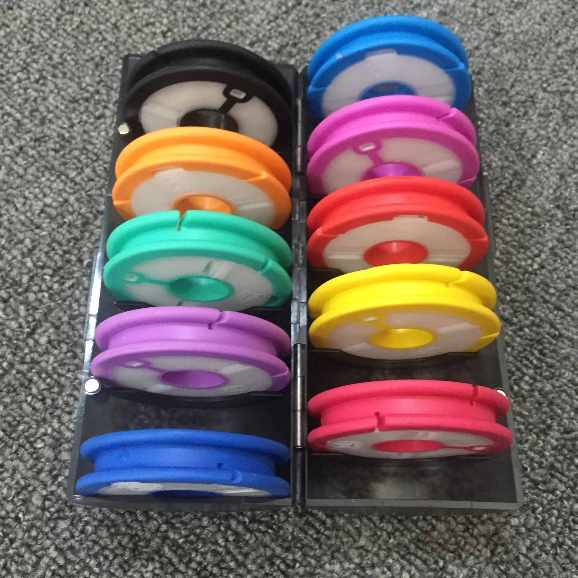 

New Products 10 Axis Color Fishing Box Portable Main Thread Reel Rainbow Silica Gel Principal Line Box Portable Shatter-resistan