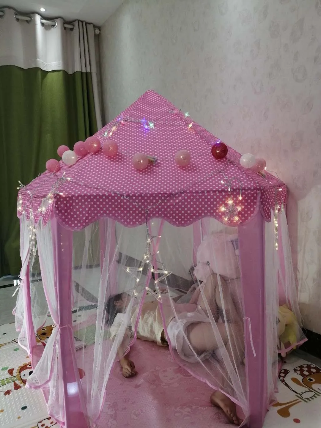 Portable Play Kids Tent Princess castle tent with LED light Children Indoor Outdoor Ocean Ball game tent Room House Girl gift 3