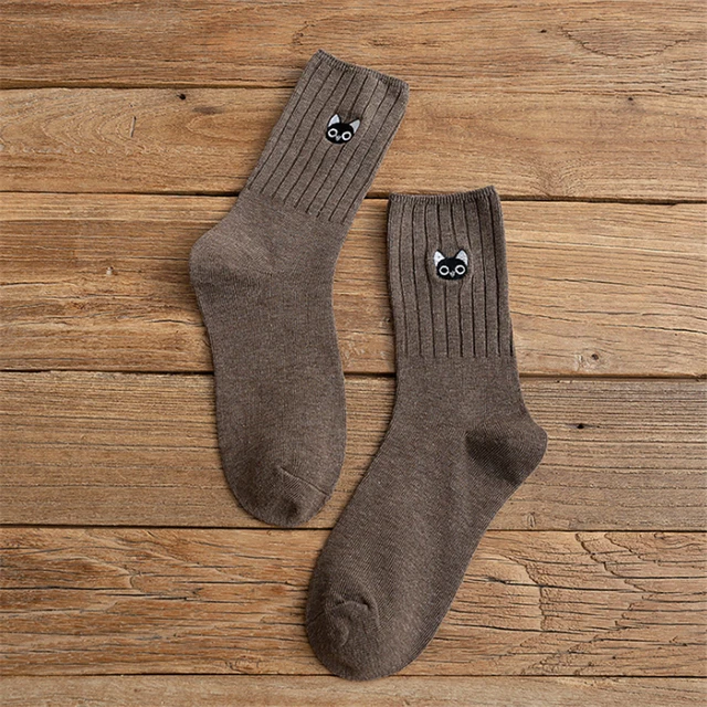 Cartoon Cat Embroidery New Cotton Short Socks Fashion Japanese Solid Color Concise Women Sock Spring Autumn Winter Cute Socks SK052-10