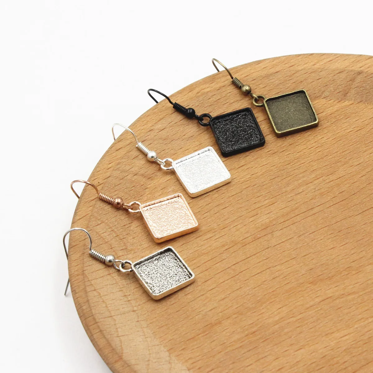 Onebeading Fit 12mm 스퀘어 기본 패턴 유리 카보 숑 귀걸이 DIY 용..