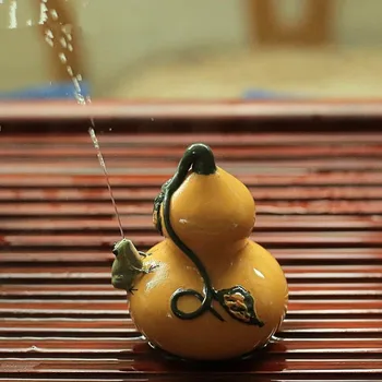 

Purple Sand Gourd Watermelon Frog Water Spray Fondle Tea Carve Handmade Small Decoration Tea Tray Tea Ceremony Utensils Tea Set