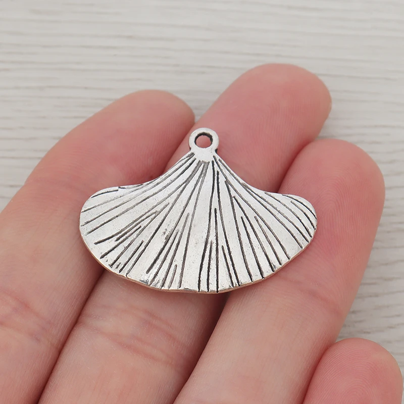 

5 x Tibetan Silver Ginkgo Bloba Charms Leaf Pendants For Necklace Jewelry Making Handmade Accessories 34x27mm