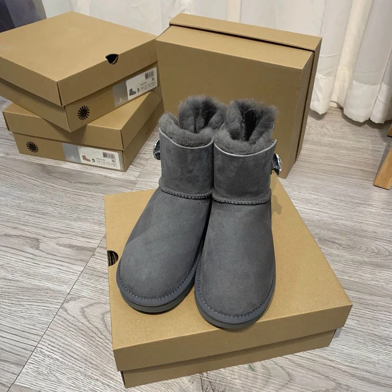 

Winter new fashion sheepskin all-in-one snow boots female crystal buckle tube ski boots waterproof boots women