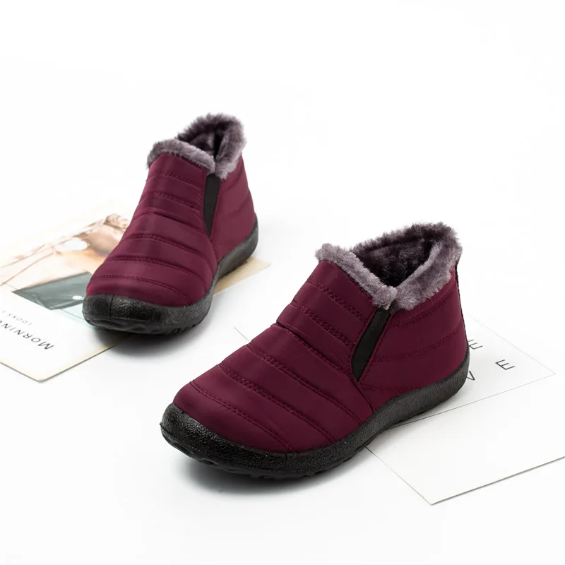 

2019 Waterproof women's winter shoes Winter boots for a pair Warm boots on fur with non-slip solesWarm casual shoes for mothers