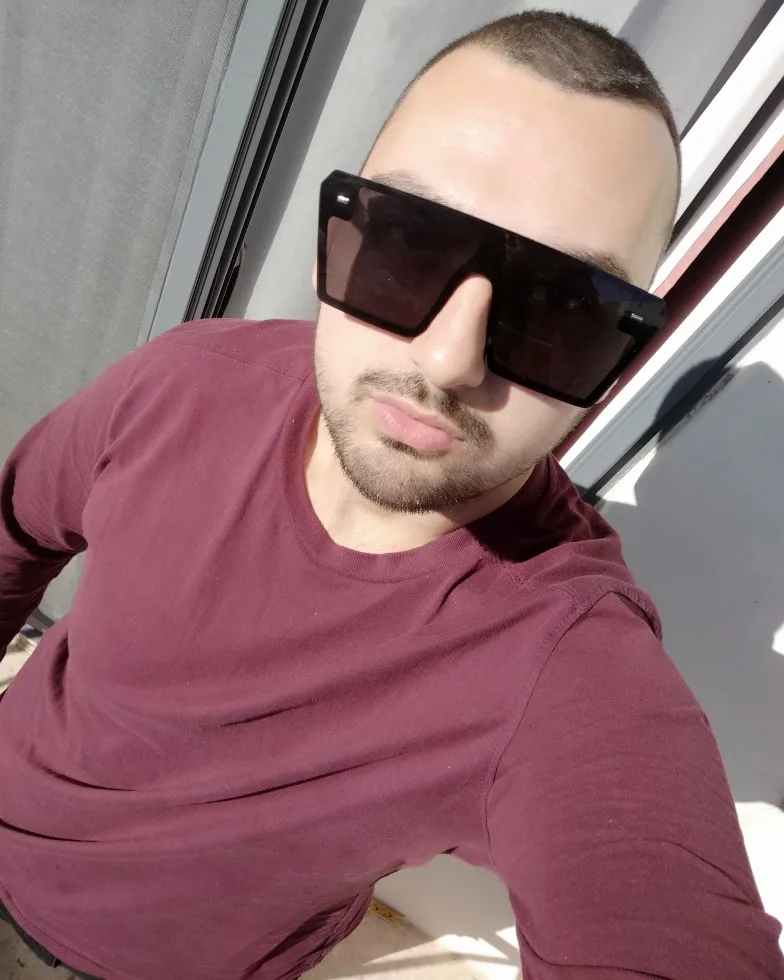 Ue4e122a1174d4cb485bbef40365a8e7cU