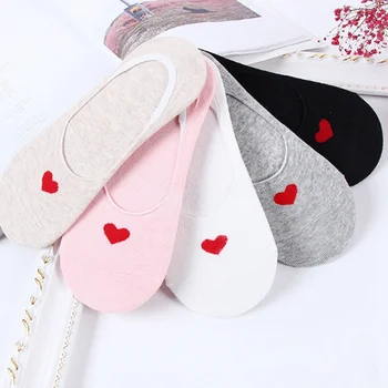 

1 pair New Women's Love Shallow Mouth Invisible Boat Socks Silicone Non-Slip Sports Invisible Breathable Cotton Socks