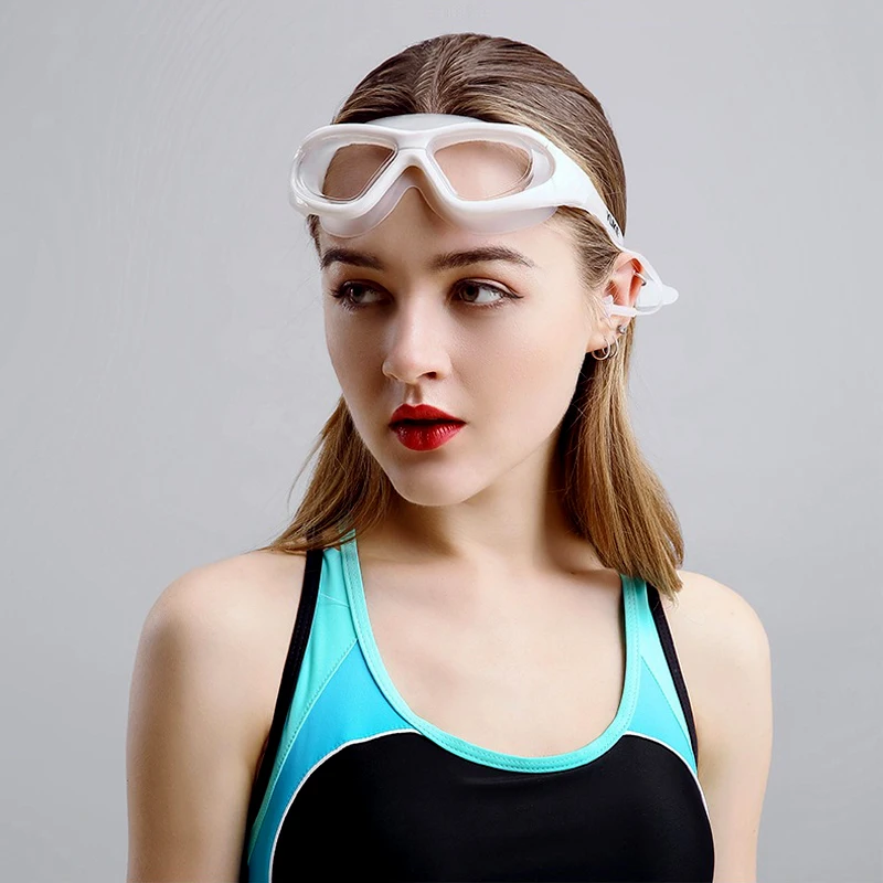 Large Frame Swimming Goggles With Earplug HD Transparent Glasses
