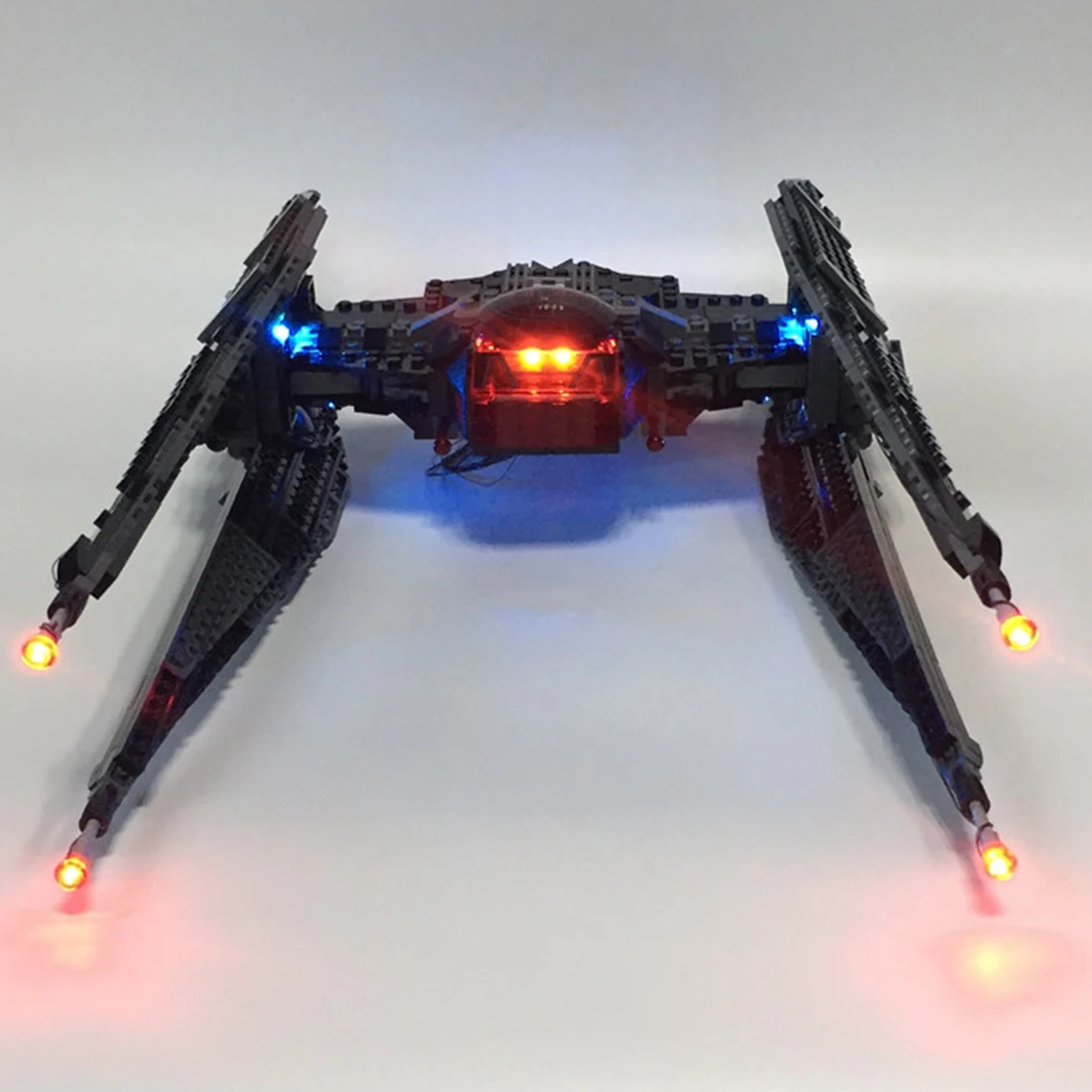 

Building Blocks LED Lighting Kit for Kylo Ren's TIE Fighter 75179 (LED Included Only, No Kit)