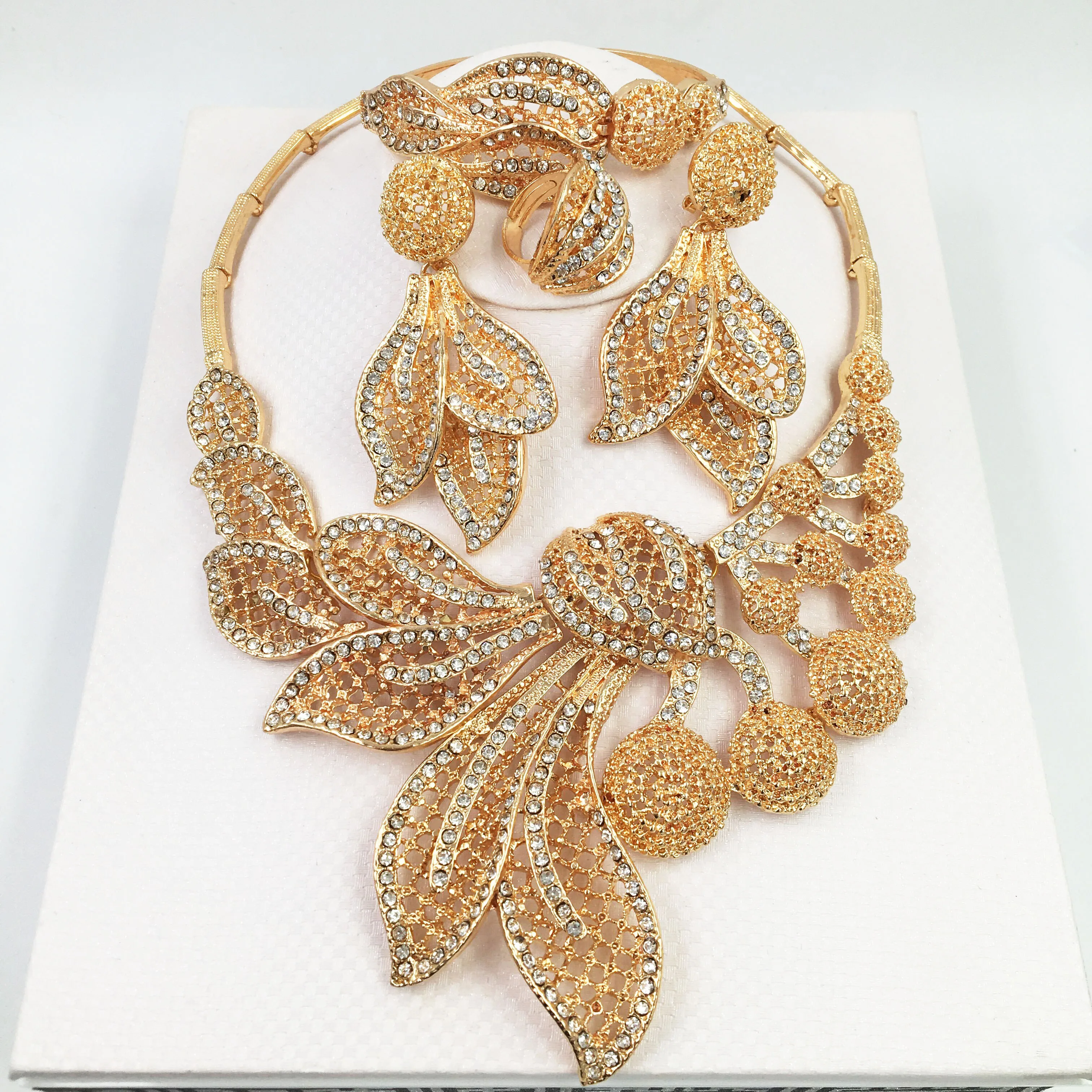 Горячая мода Свадебный Дубай Африка Нигерия Африканский комплект ювелирных изделий золотого цвета ожерелье Серьги Романтические женские свадебные ювелирные наборы
