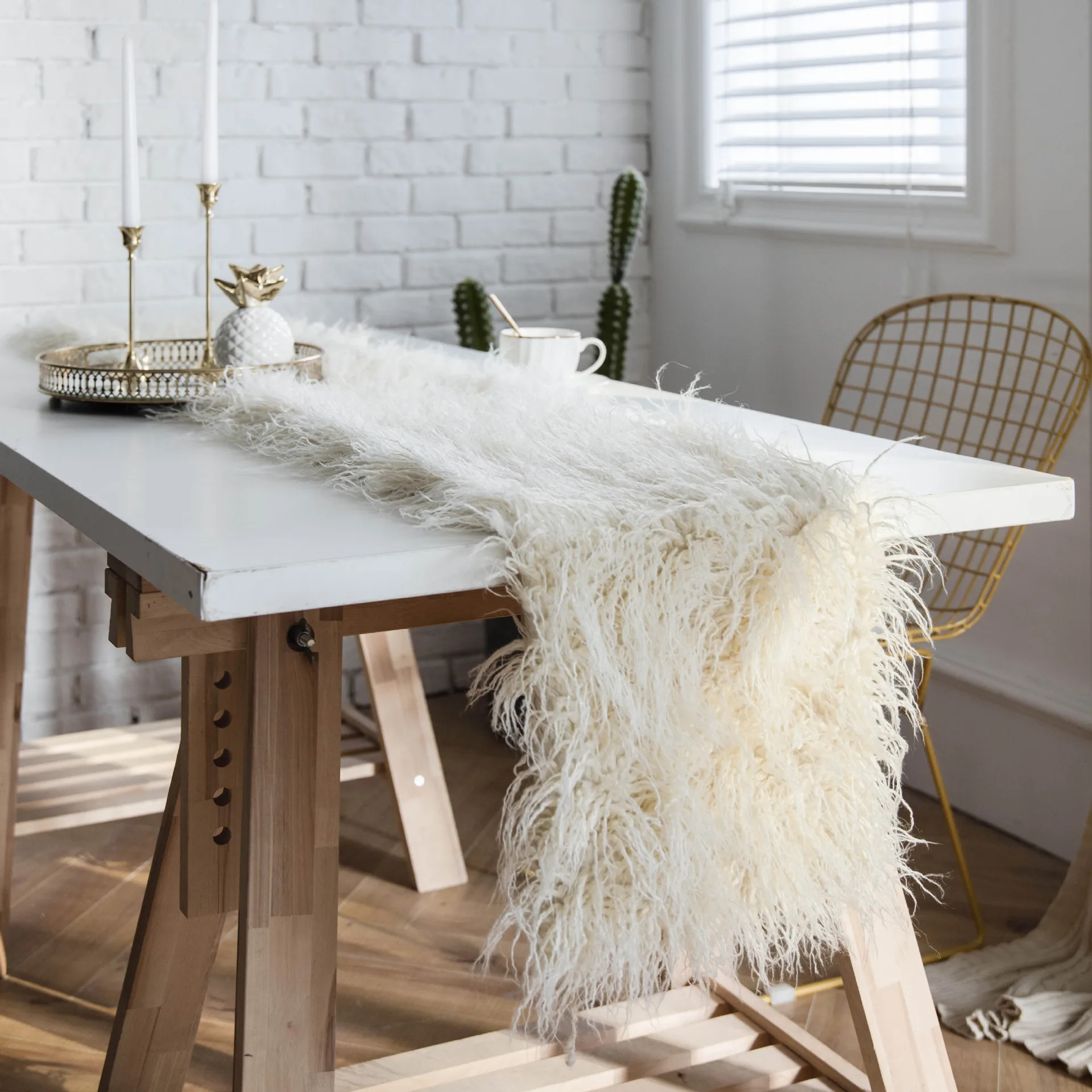 

Table Runner Plush Solid Long Shaggy Fuzzy Elegant Table Flag Tablerunner Tea Table Side Table Home Decor Wedding Table Flag D30