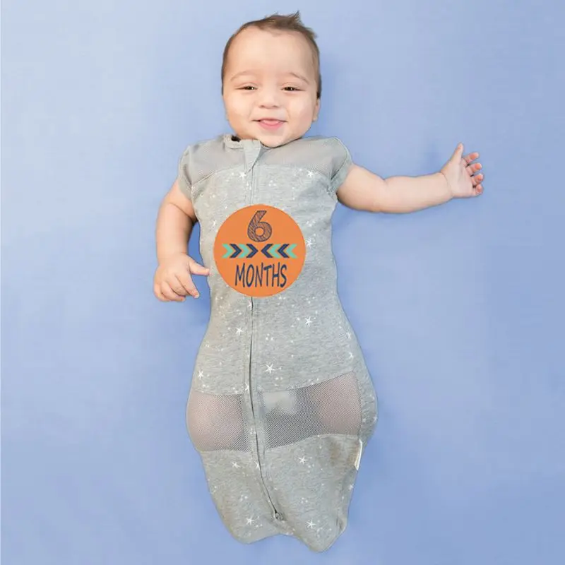 

12 Pcs/set 1-12 Month Sticker Baby Photography Milestone Memorial Monthly Newborn Kids Commemorative Card Number Photo Props
