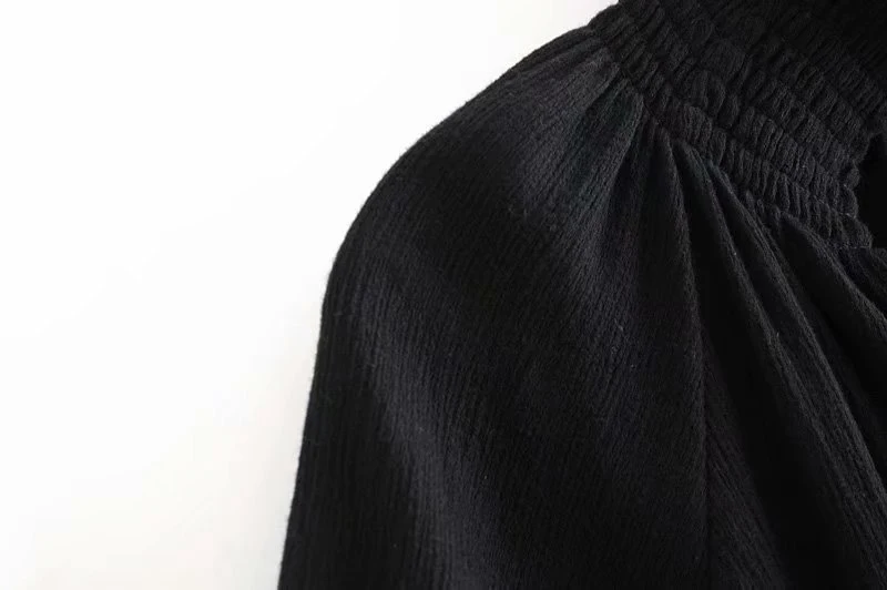 10509329766_2031298526