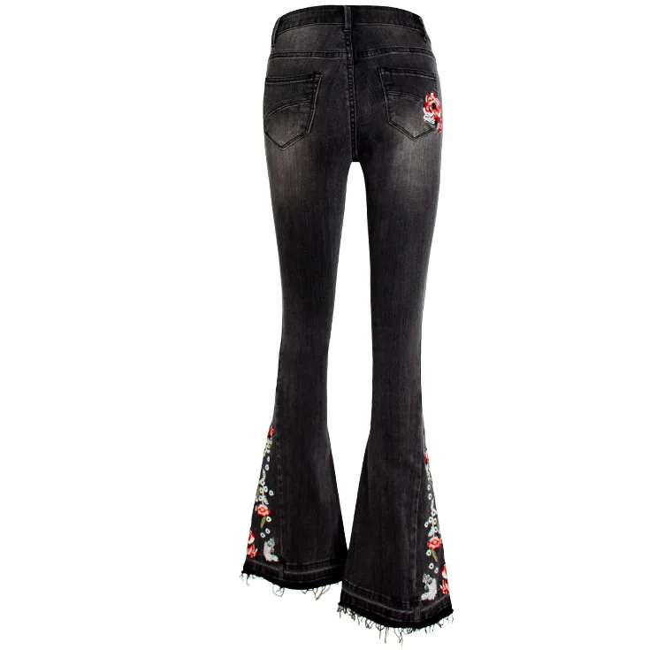 12302813164_1170786358