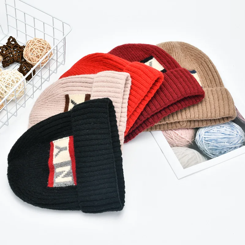 

SLECKTON Fashion Knitted Beanie Hats for Women and Men Thick Warm Winter Hat Casual Melon Caps Hats Bonnet Solid Gorros Unisex