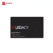 Изготовленная на заказ Золотая Марка печатный тисненый номер жесткие пластиковые визитки член корабля пластиковые открытки