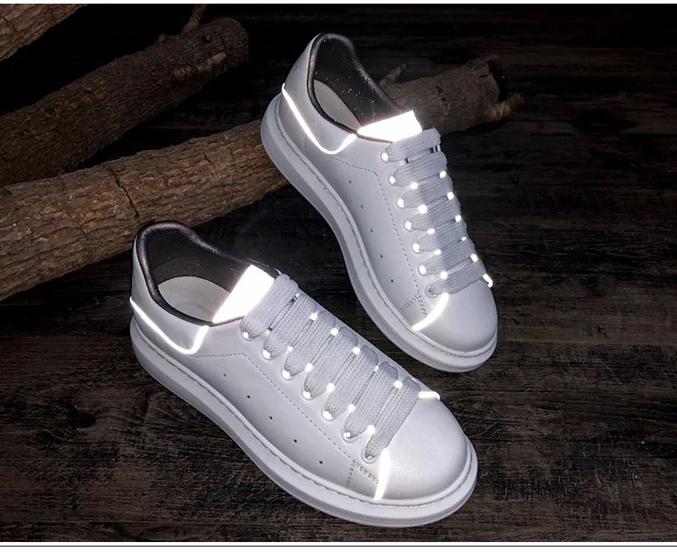 Real Leather Lighted Sneakers Casual white shoes Mens loafers Handiness Breathable Lovers shoes High quality Platform sneaker