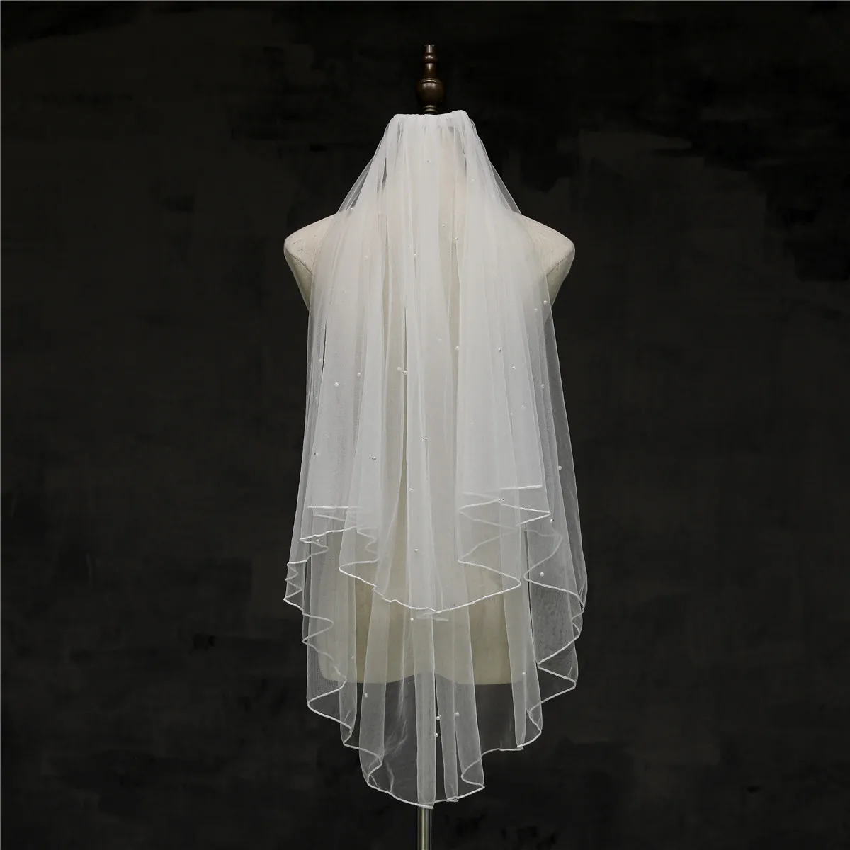 

Popodion 2 Layer Bridal Veil with Seaming Pearl Short Veil Finger Length Wedding Accessories Bridal Veils Wedding ROM80266