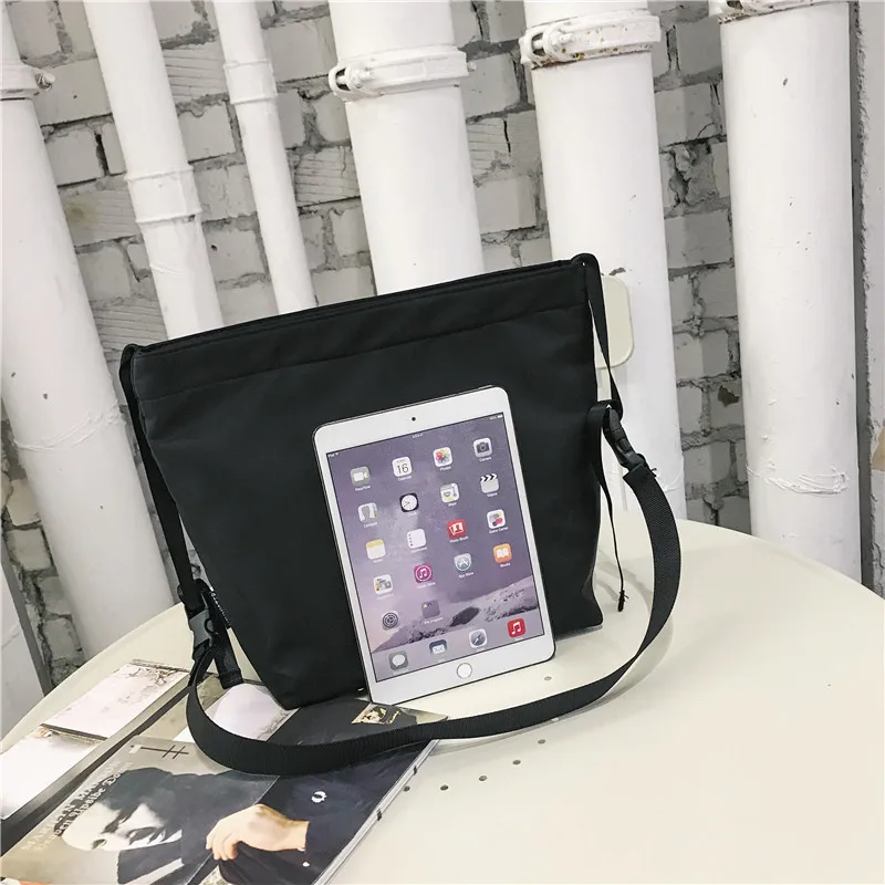 

[New Style] Candy-Colored Nylon Crossbody Bag Women's Korean-style Couples Street Outdoor Travel Leisure Bag Men's
