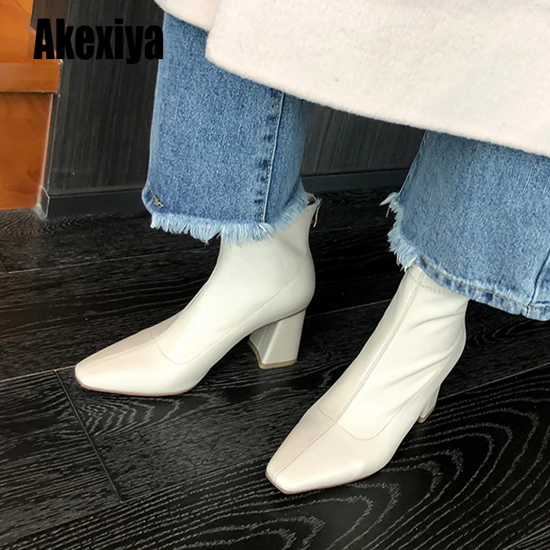 

women ankle boots Genuine Leather Cowhide fashion Keep warm Retro modern boots ankle boots for women Large size k1051