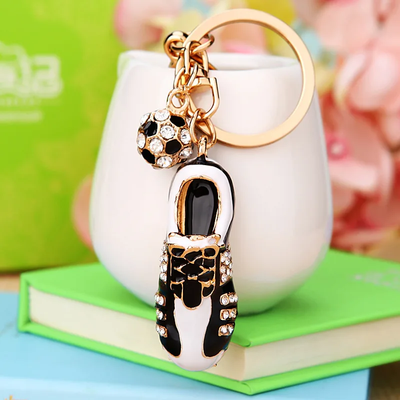 

Fashion Creative Crystal Personality Shoes Red Bag Car Keychain Female Bag Pendant Metal Keychain Ring Gift