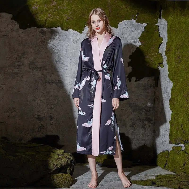 

Luxury Long Kimono Robe Summer Night Robes Black Silk Robe Women's Dressing Gowns Satin Bathrobe Wedding Robes for Bridesmaids