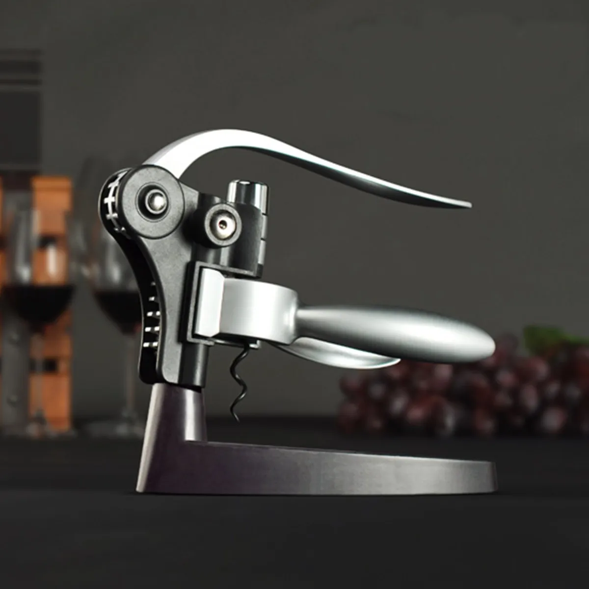 

Upscale Gift Box Rabbit Red Wine Opener Tool Cork Bottle Tire Corkscrew Pourer Easy Use Suitable for Gift-giving 25.5x20x5.5cm