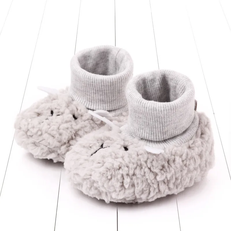 Botas antideslizantes para recién nacidos, zapatos para bebé, niña y niño de 0 a 18 M, Linda y cálida caricatura, suela blanda para nieve