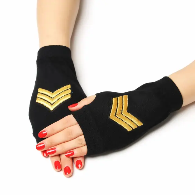 Sailor dance gloves Rivet wool gloves spring and autumn black half-finger gloves show gloves 3 V