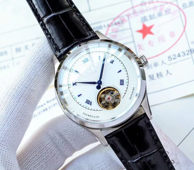 

WG10134 Mens Watches Top Brand Runway Luxury European Design Automatic Mechanical Watch