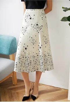 

Women Skirt Spring / Summer 2020 Star Print Women's Satin Skirt