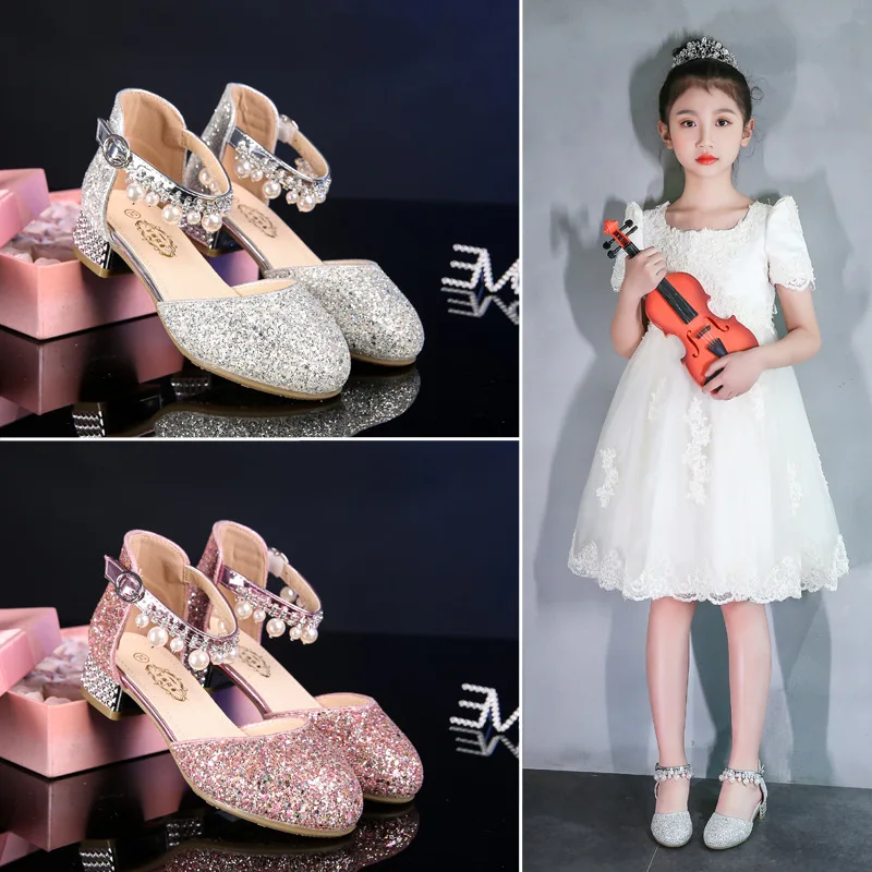 Детская кожаная обувь принцессы для девочек; Повседневная блестящая детская обувь на высоком каблуке для девочек; розовые, серебристые сандалии для детей