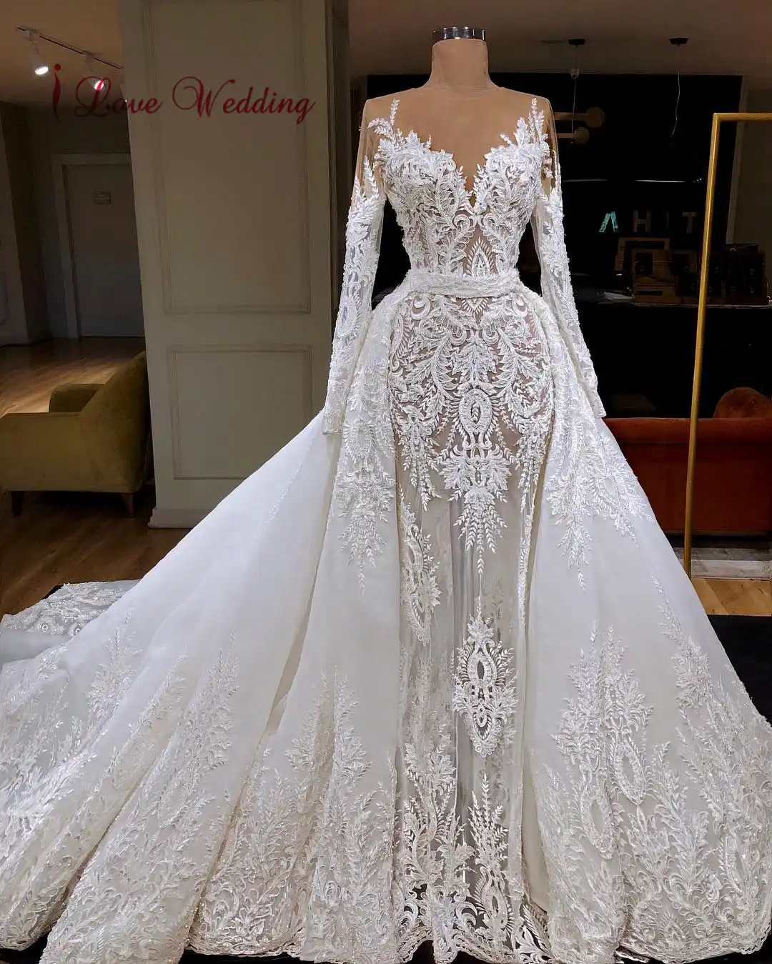 ball gown with detachable train